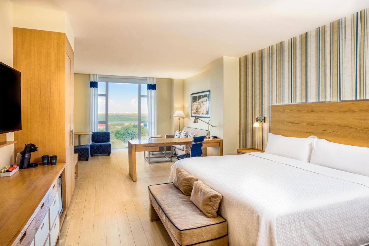 Four Points By Sheraton Cancun Centro Luaran gambar